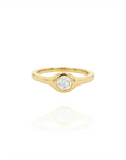 Elara Round Pinky