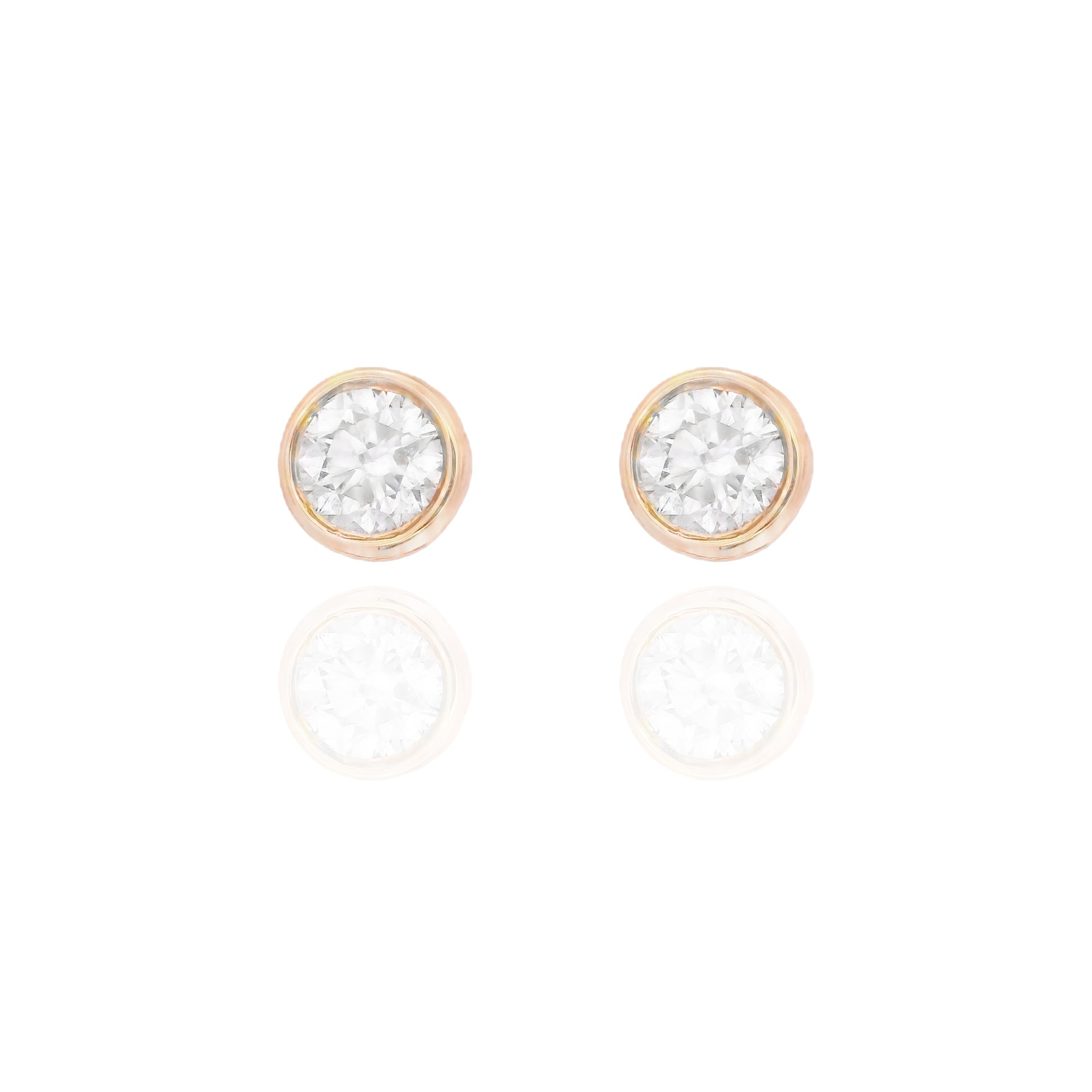 Vera - Diamond Bezel Earring