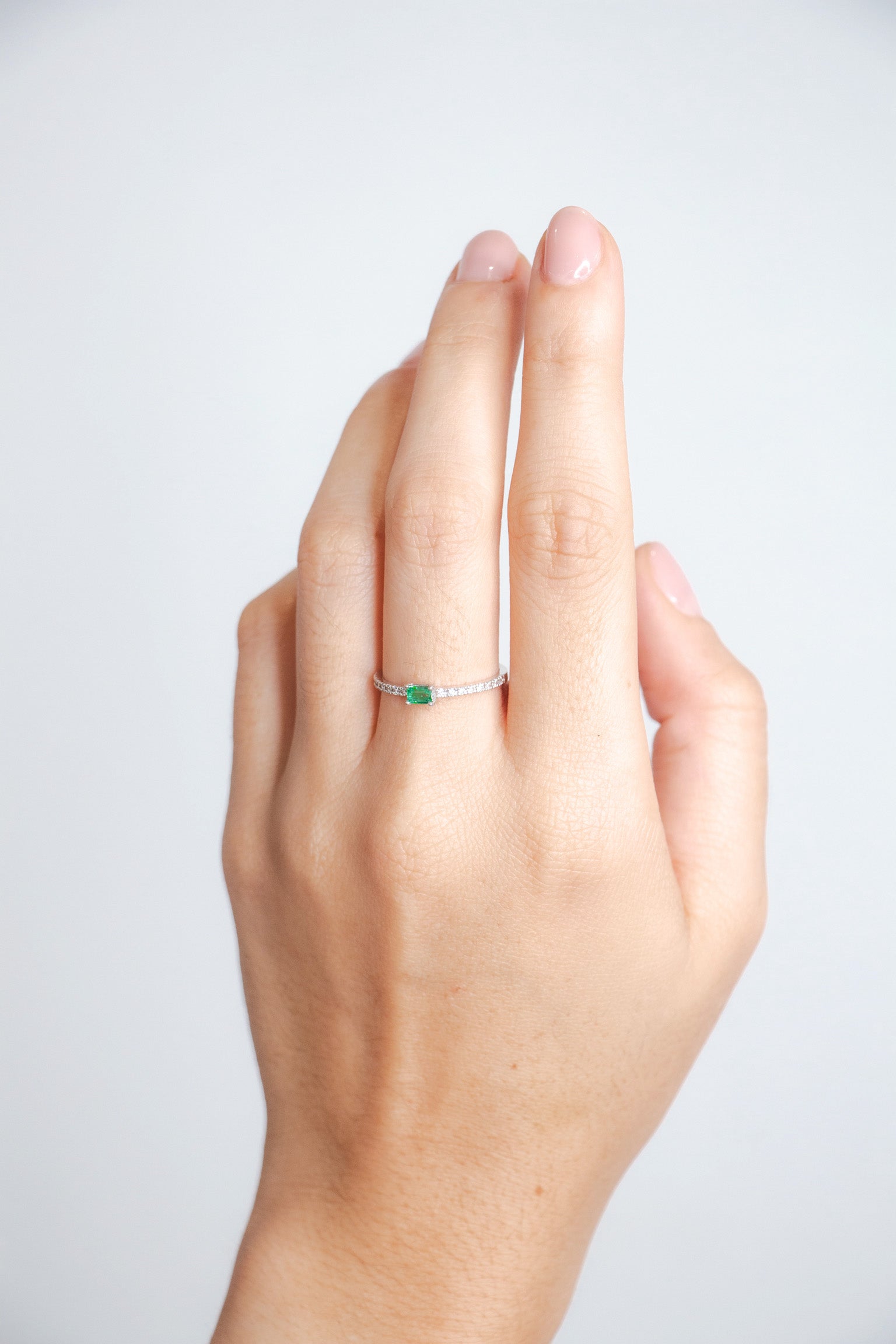 Vale - Mini Emerald Solitaire Ring