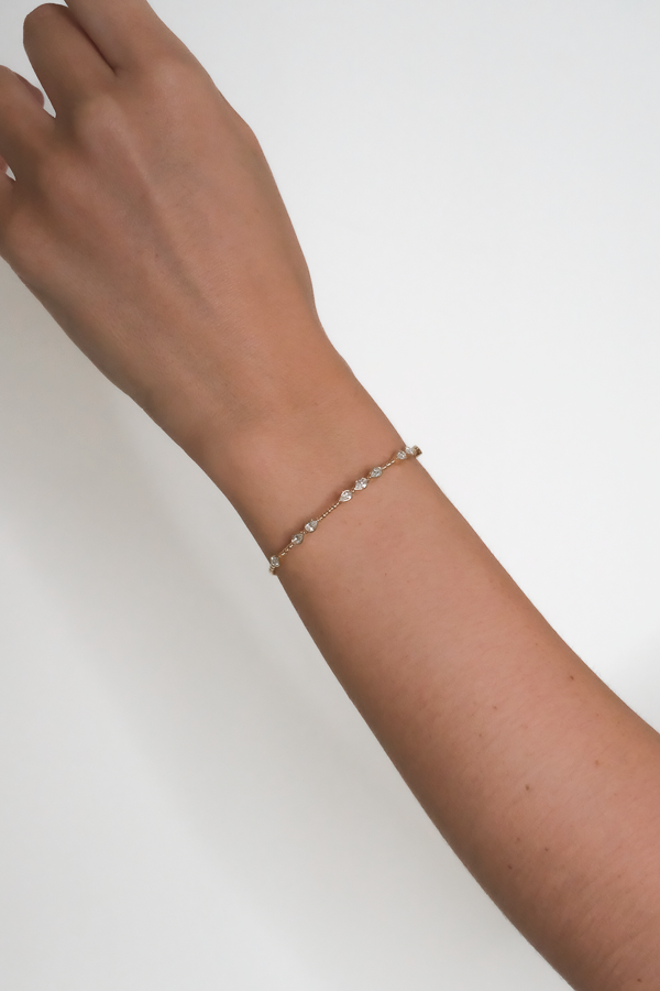 Maya - Pear Flexible Bangle