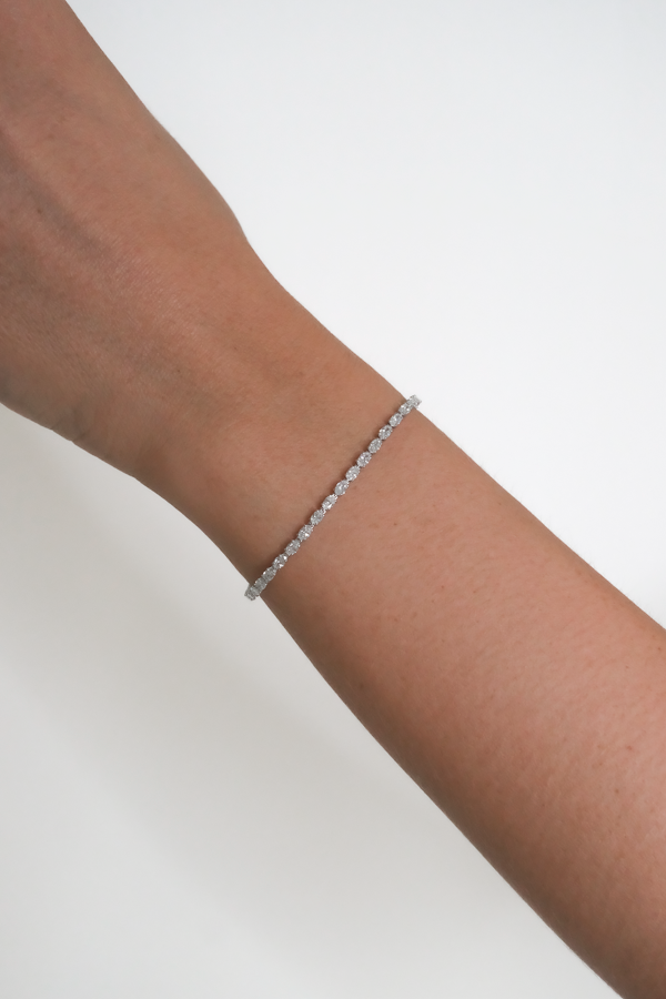Olivia - Oval tennis bracelet
