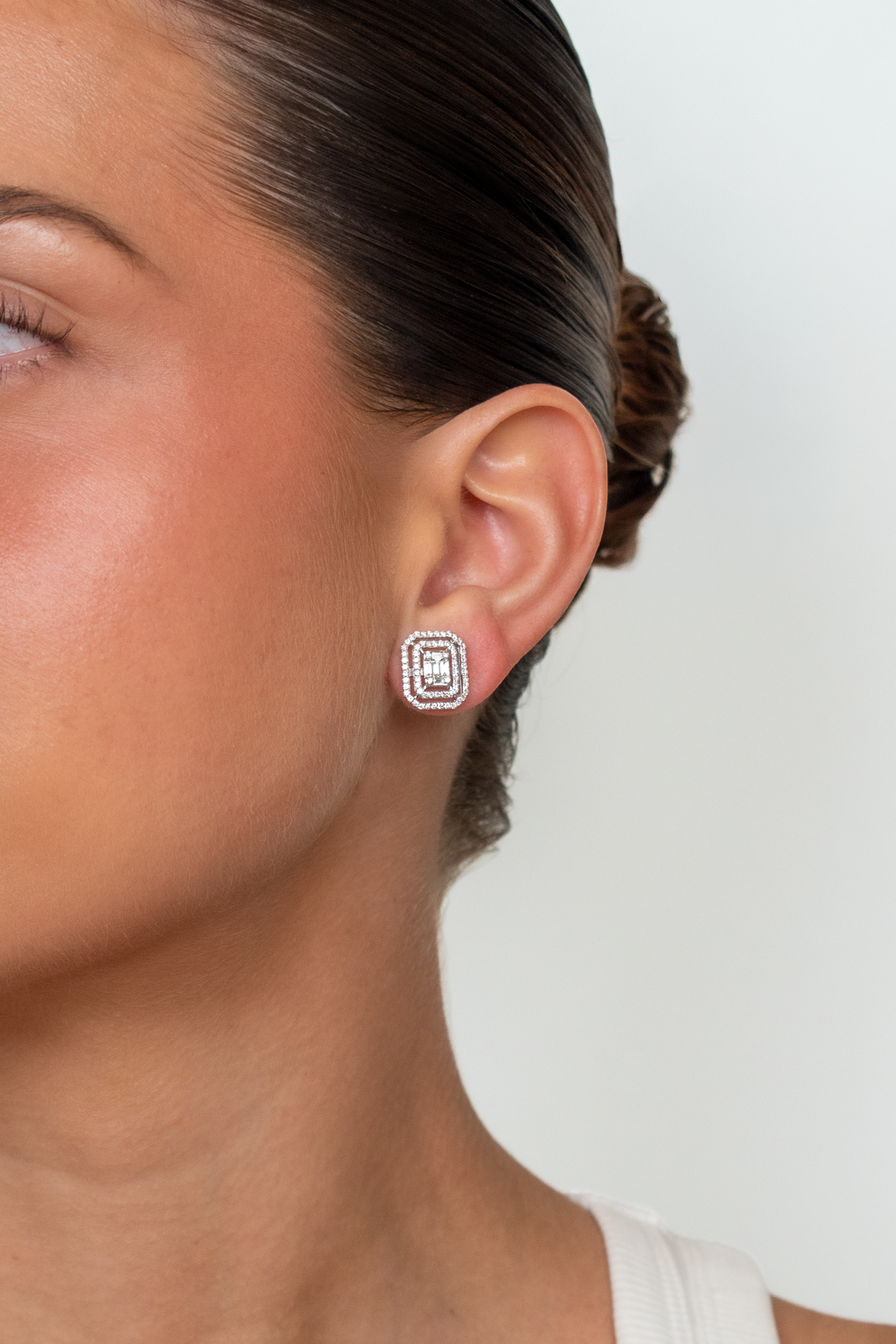 Kenya Baguette Diamond Earring