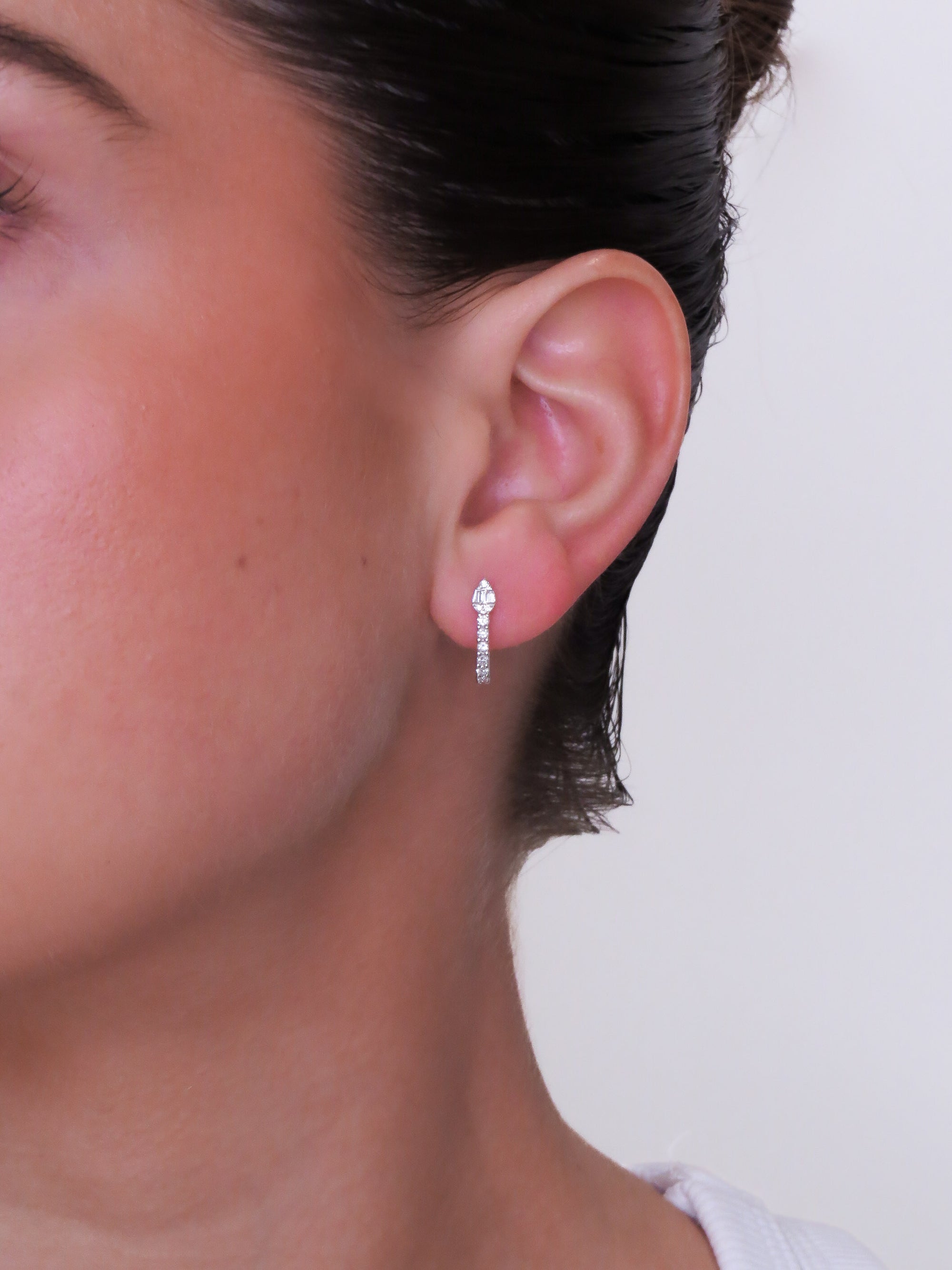 Luce Diamond Baguette Hoop