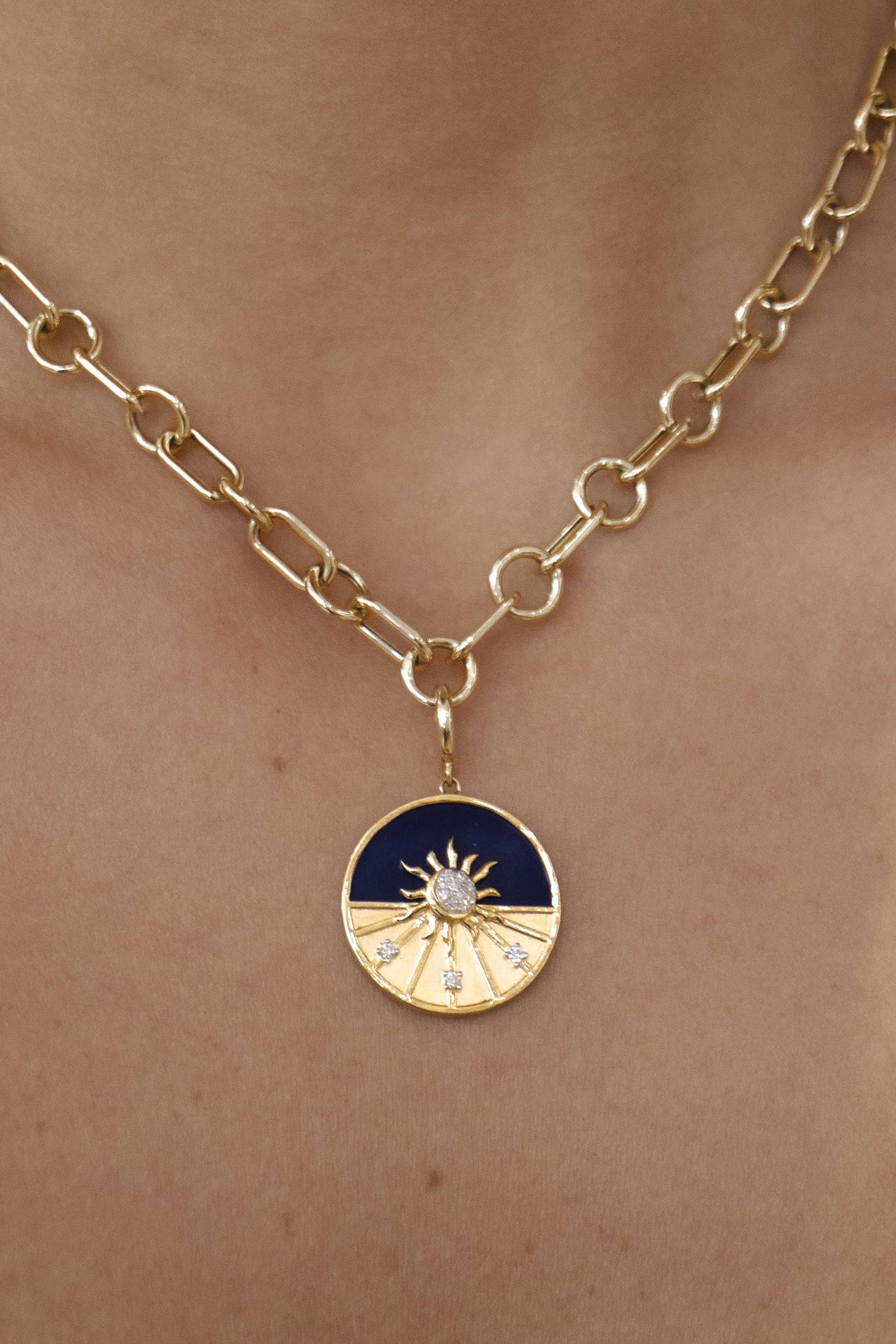 Nora - Sun Medal
