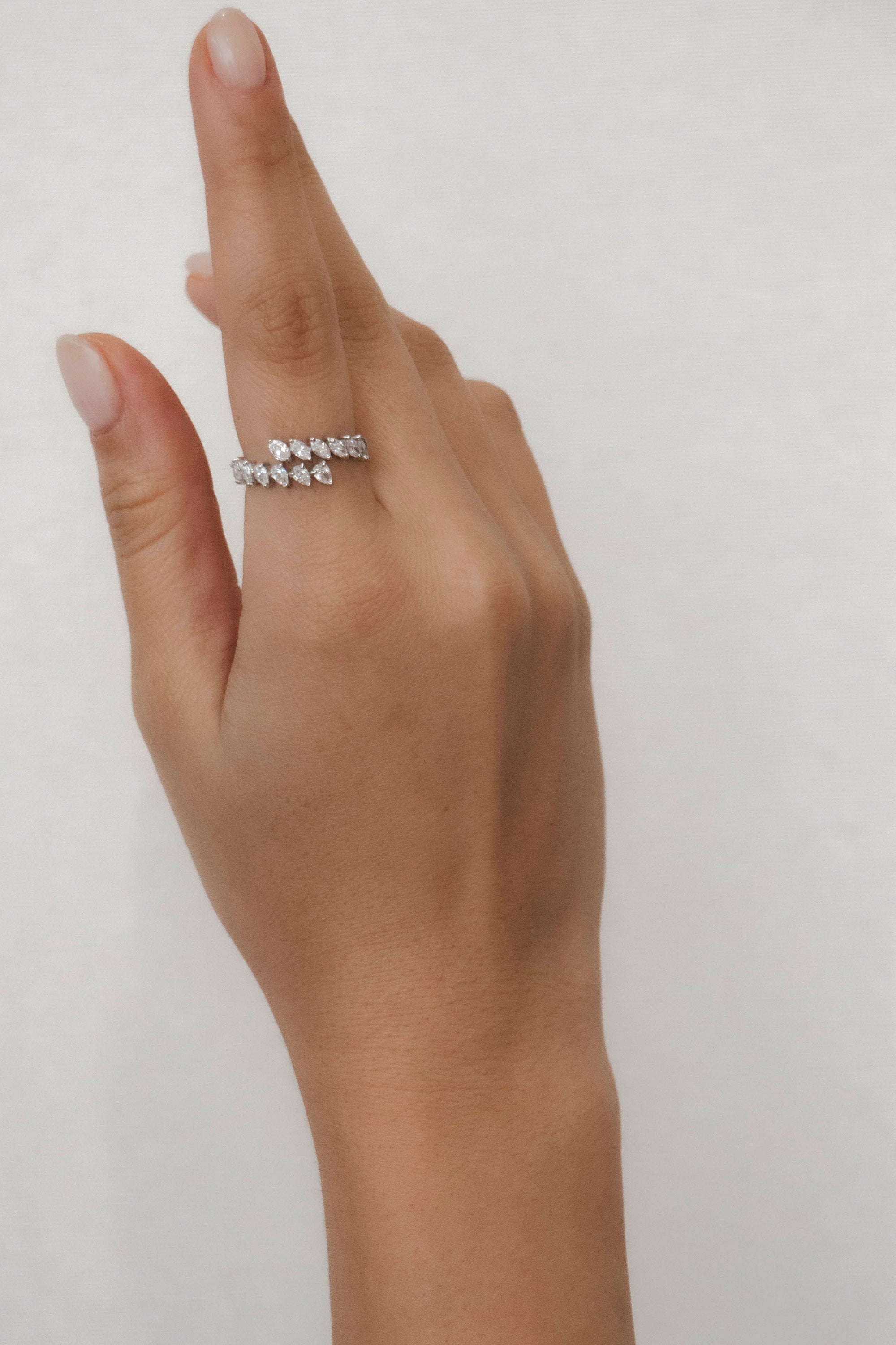 Tesa - Crossed Marquise Diamond Ring