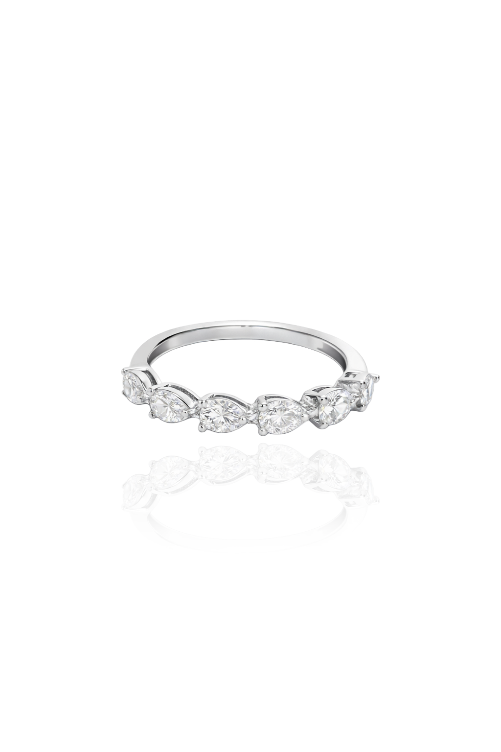 Lily - Pear Ring