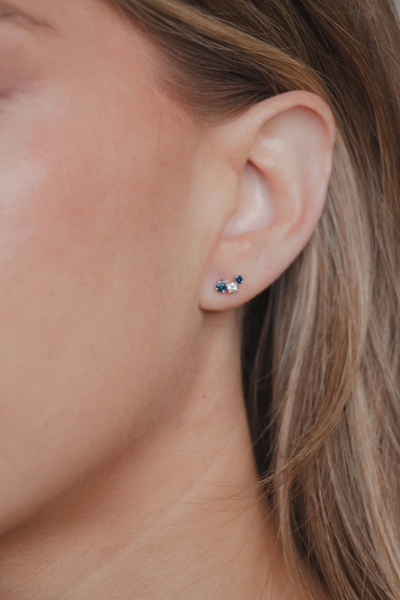 Ofelia - 2 Sapphires &amp; 1 Diamond Piercing