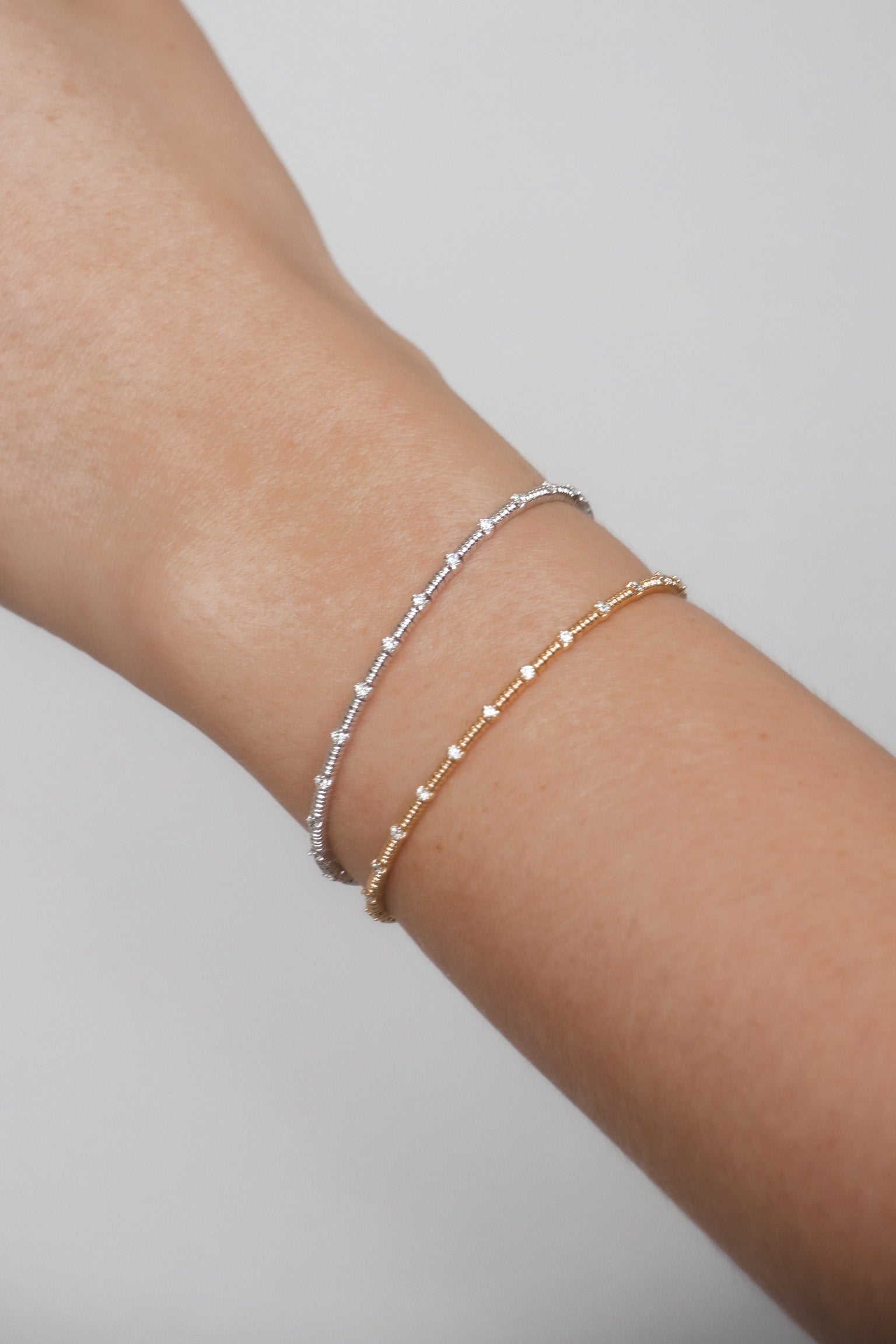 Lupi - Dots Flexible Bangle